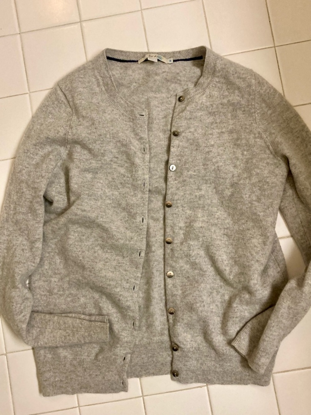 Boden Grey Round-Neck Button Cashmere Cardigan Sweater m